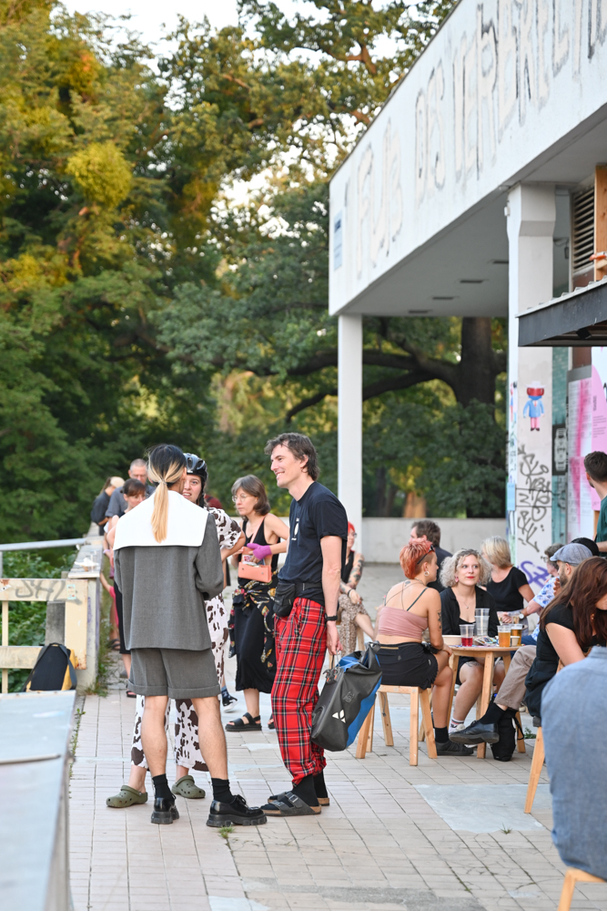 Dazugehören, Offener Prozess, Kunsthaus Dresden, Robotron Kantine, Ausstellungseröffnung