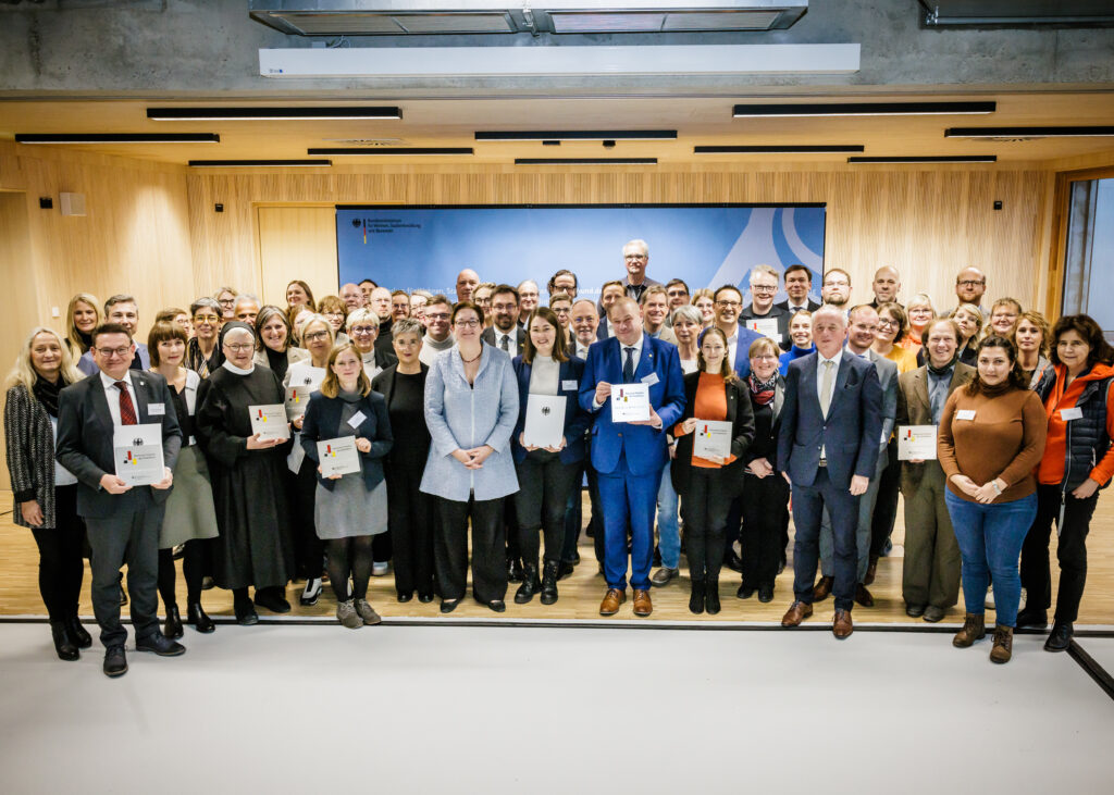 POLITIK: Netzwerktreffen der Nationalen Projekte des Städtebaus @ Campus Efeuweg
Berlin, 20.11.2024