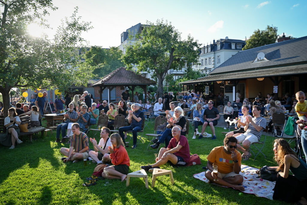 Musik für Pflanzen und Menschen; KGV Flora I 2024; Dresden; Kunsthaus Dresden