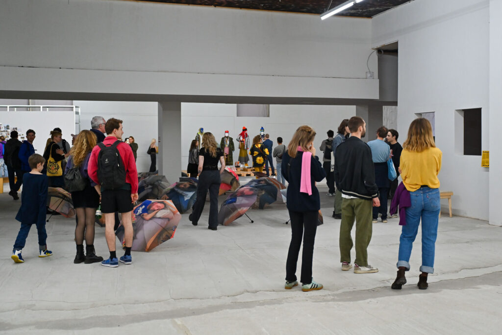 TECHNO; Austellungseröffnung; Kunsthaus Dresden; Robotron Kantine