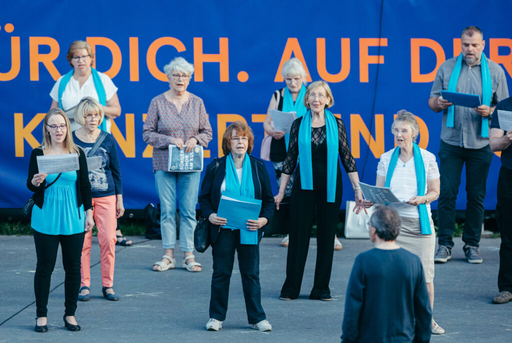 Das Kinderkonzert „ Der Karneval der Tiere „ mit Malte Arkona und der Philharmonie Dresden am 10.08.2021 bei Dresdner Filmnaechten an der Elbe.  Foto: Oliver Killig