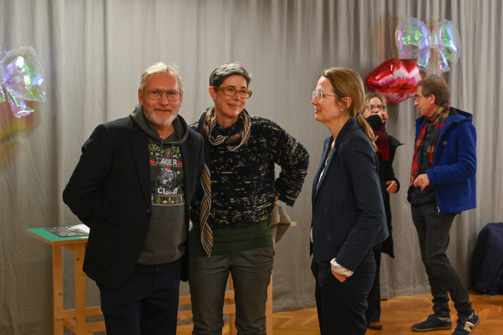 Kunsthaus Dresden, Weihnachtsmarkt der bildenden Künste Eröffnung