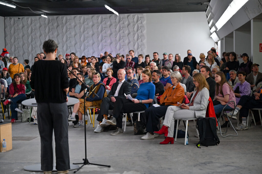 TECHNO; Austellungseröffnung; Kunsthaus Dresden; Robotron Kantine